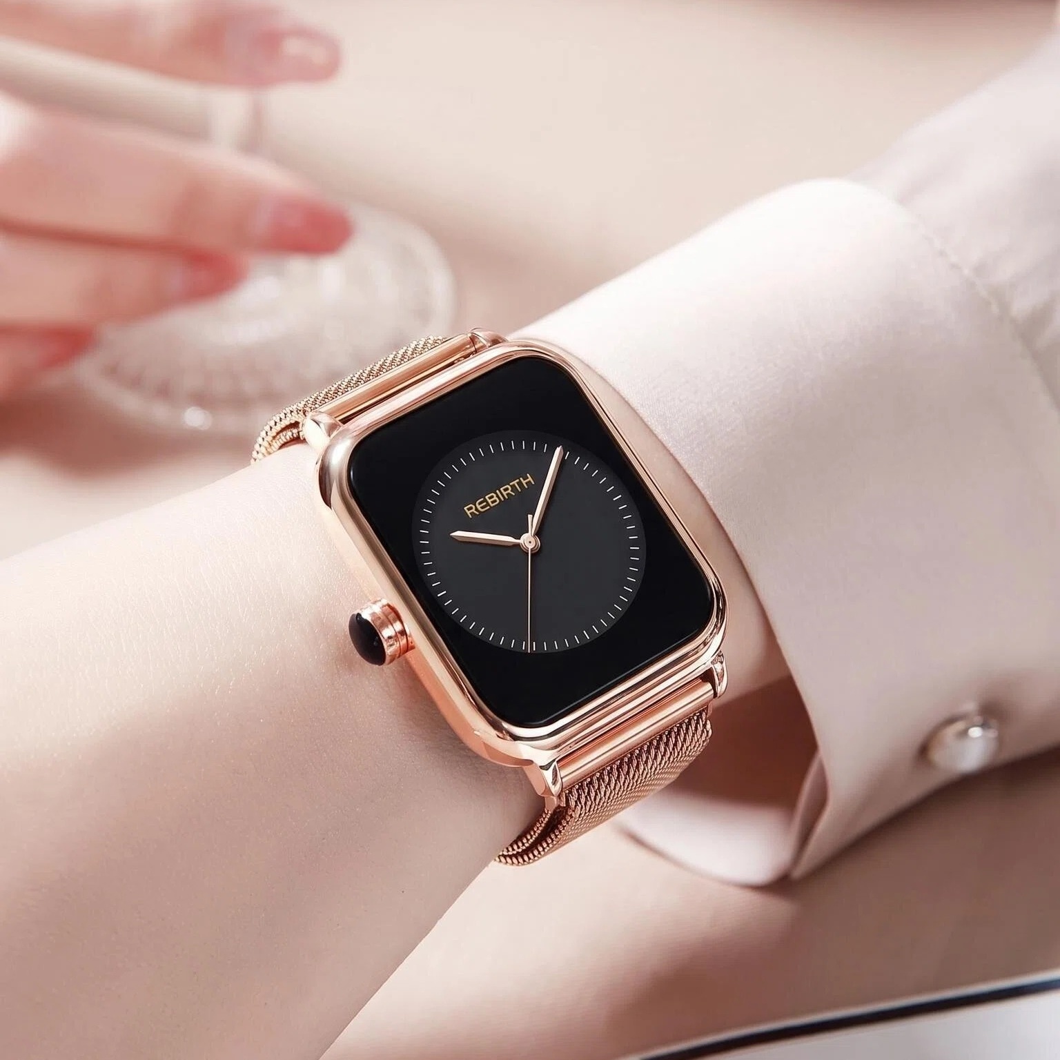 นาฬิกาผู้หญิงทรงสี่เหลี่ยมหรูห - Luxury Watch Square บทวิจารณ์และราคา
