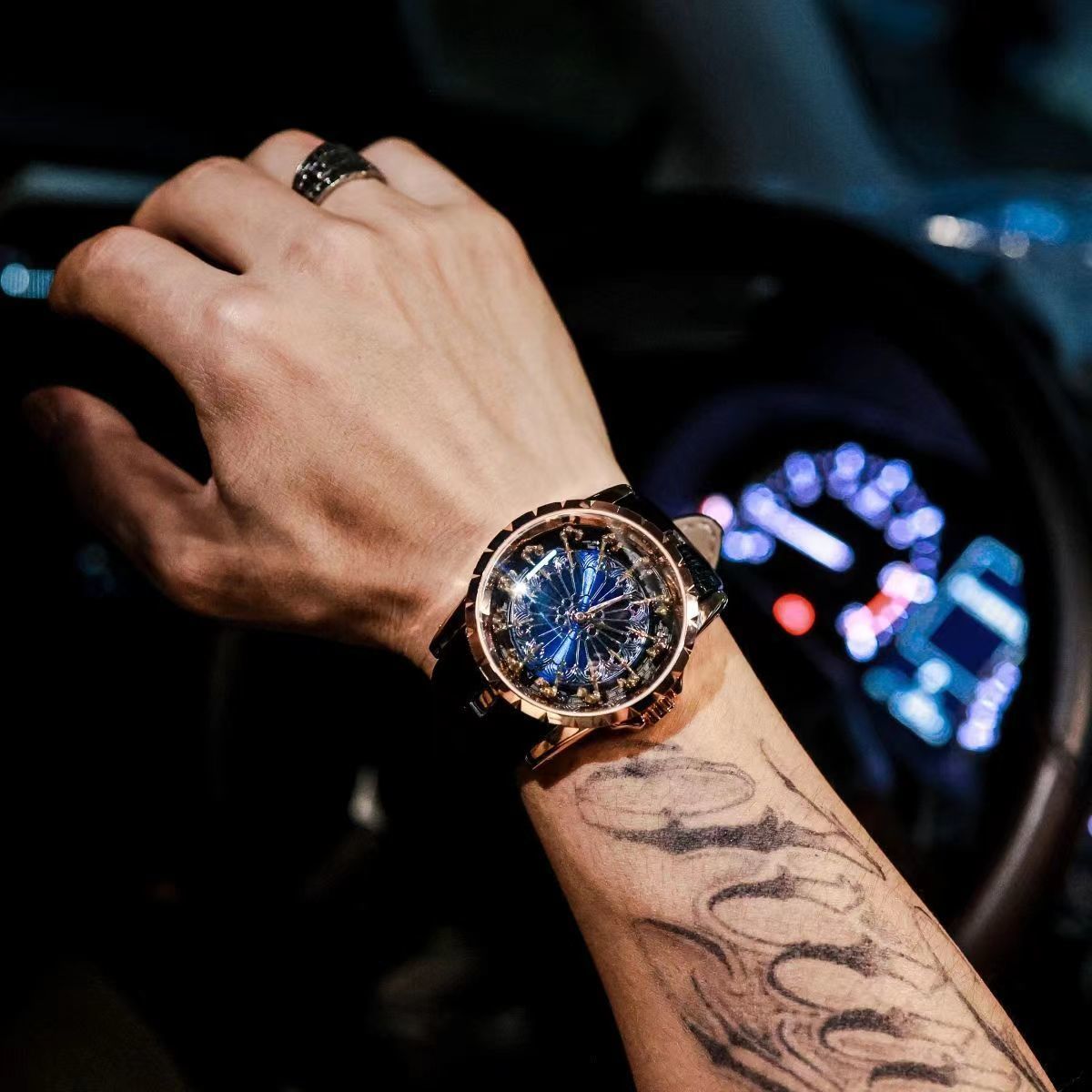 นาฬิกาผู้ชายสุดหรูและสง่างามระ - Luxury Watch Tier บทวิจารณ์และราคา