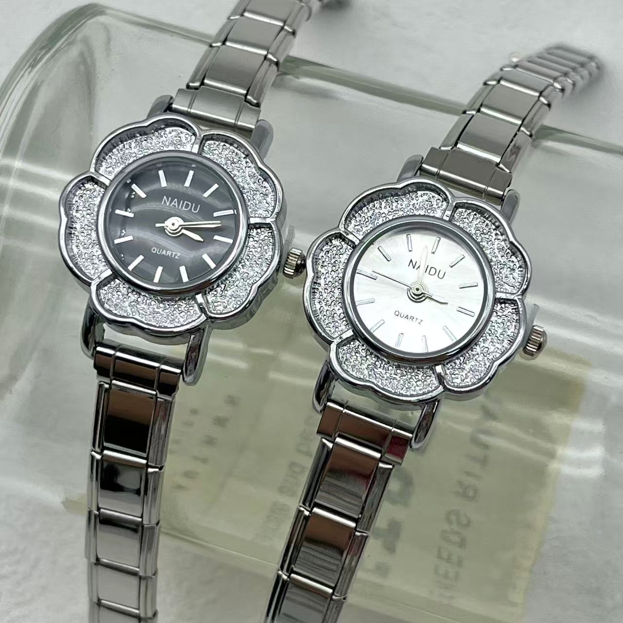 ผู้หญิงนาฬิกาควอตซ์ Zirconia ด - Luxury Watch Gift For Her บทวิจารณ์และราคา
