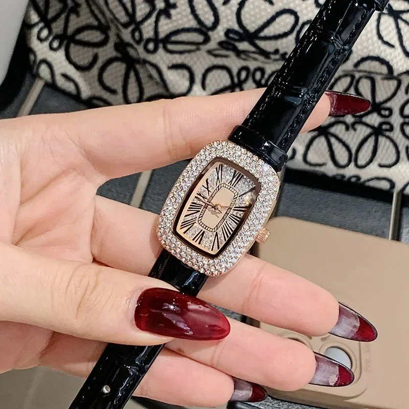 นาฬิกาสายหนังผู้หญิงทันสมัยและ - Luxury Watch With Leather Strap บทวิจารณ์และราคา